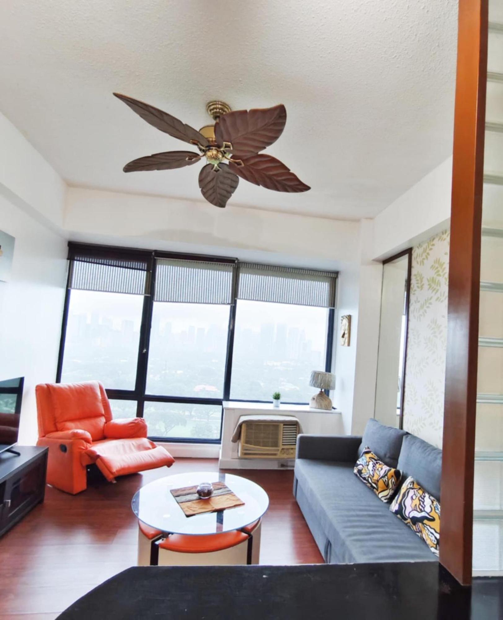 טאגיג Bellagio One Bedrroom Bgc Burgos Circle By Christine Suites Ph מראה חיצוני תמונה